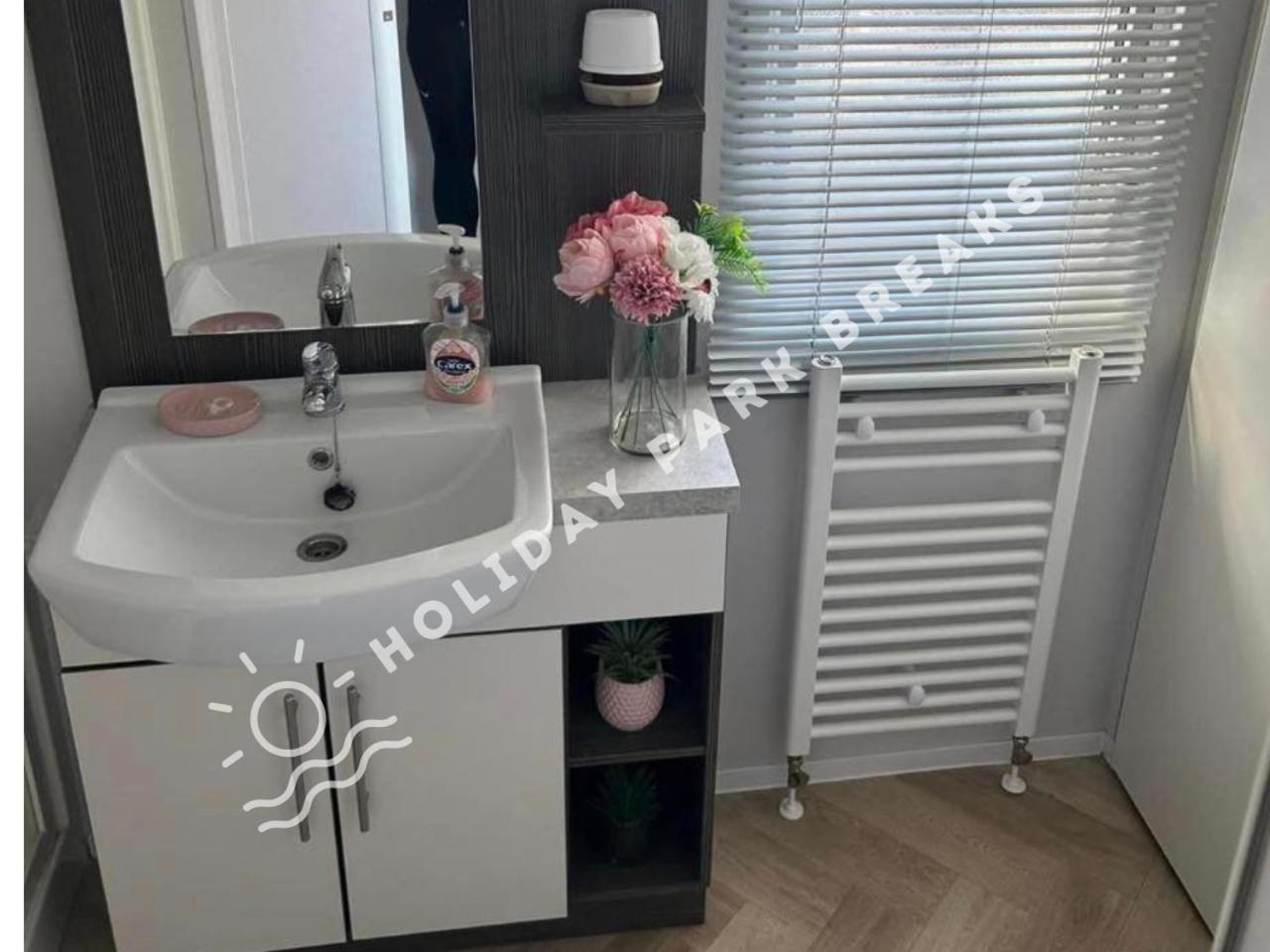 Luxury 2 Bedroom At Seal Bay Resort Selsey Kültér fotó